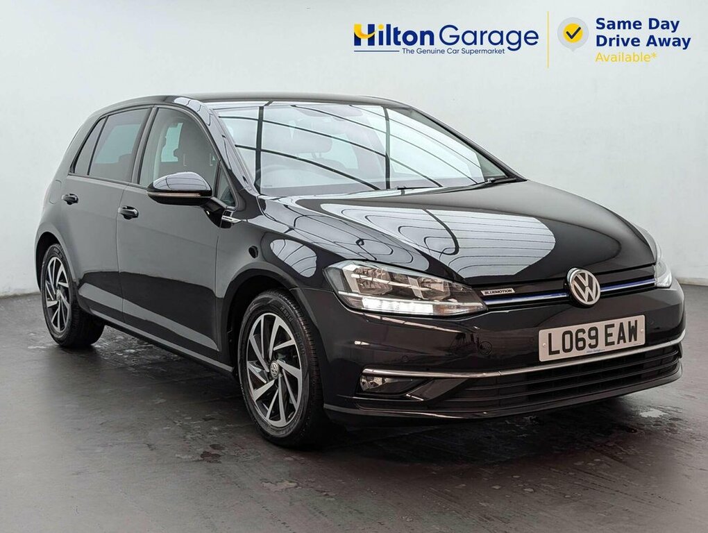 Volkswagen Golf 1.5L Match LO69EAW Black