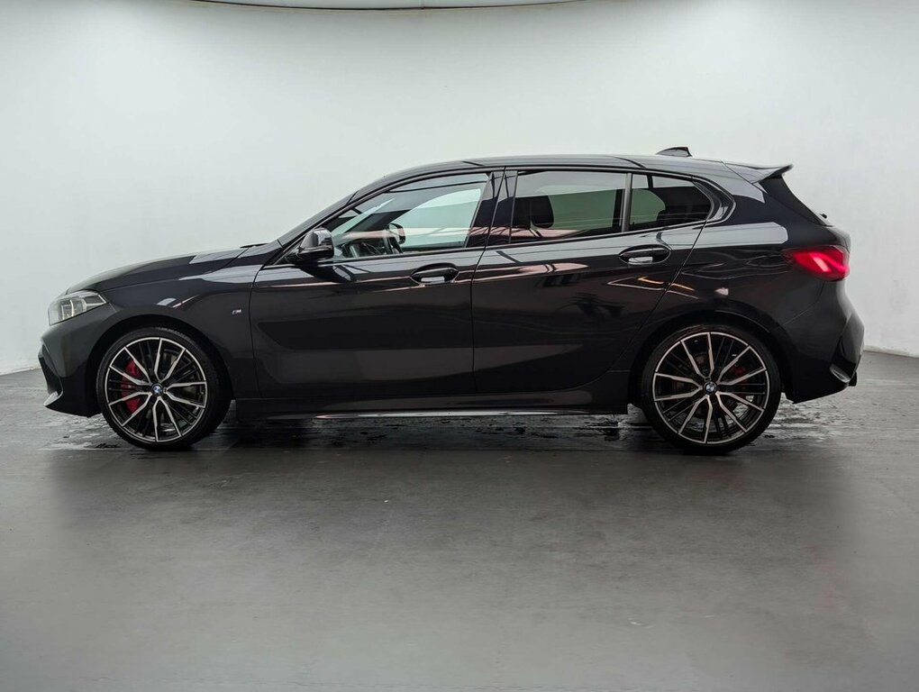 BMW 1 Series Hatchback LL71CZF Black #5
