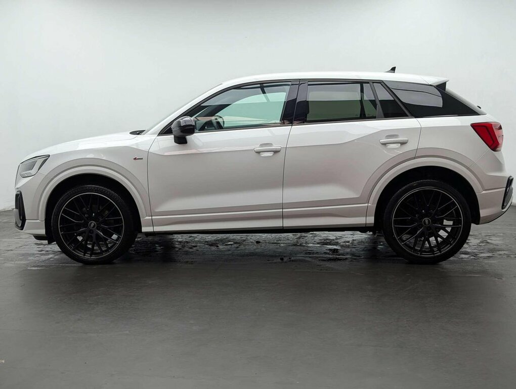 Audi Q2 1.5L Black Edition SL71BPZ White #2