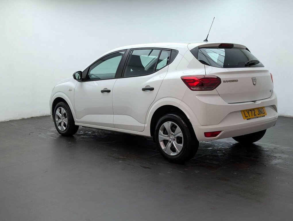 Dacia Sandero 1L Essential White #4