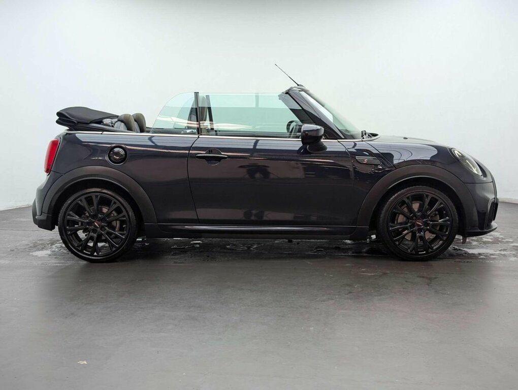 Mini Convertible 2L Cooper S Sport OV21AWJ #4