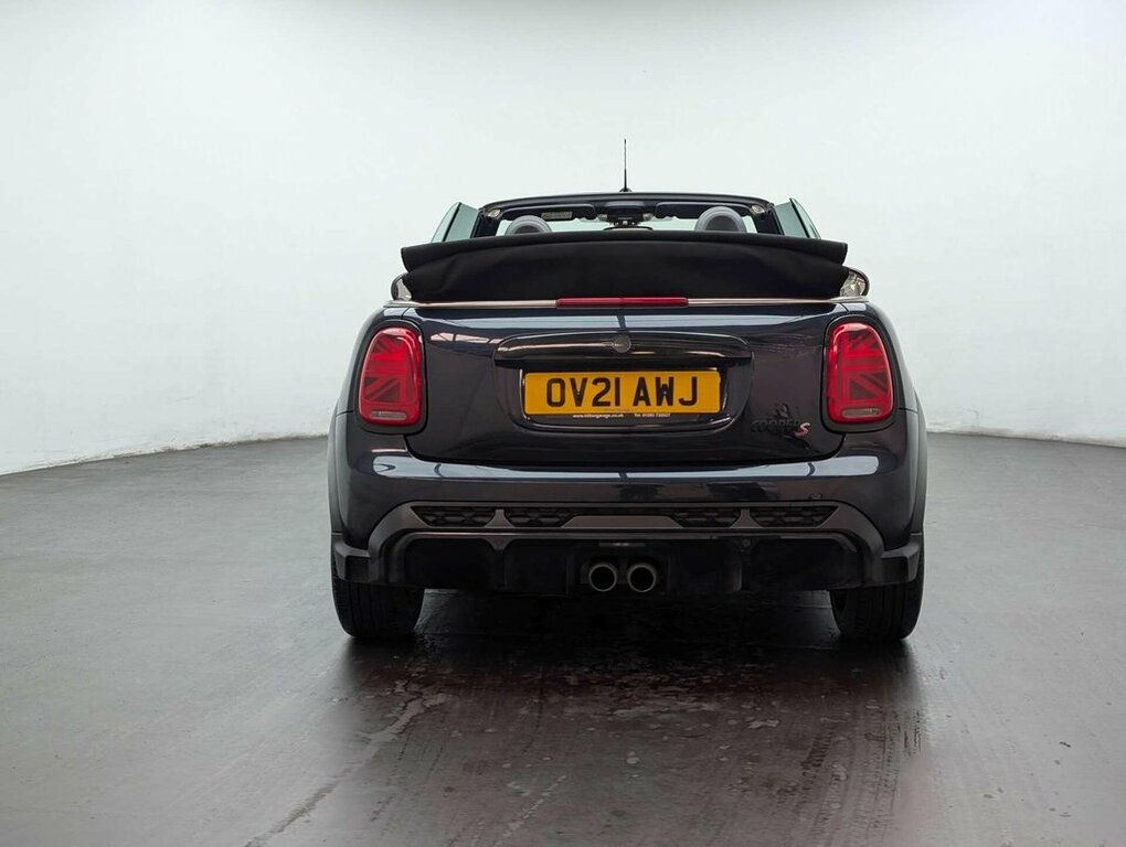 Mini Convertible 2L Cooper S Sport OV21AWJ #3