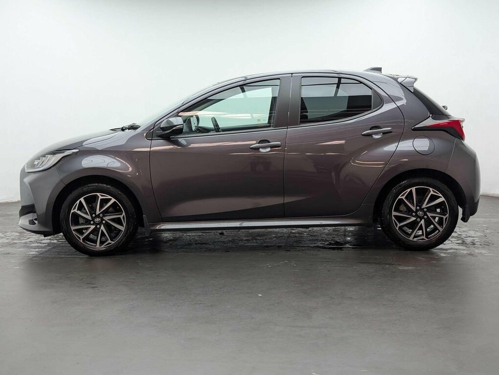 Toyota Yaris 1.5L Design KN72DXT Grey #5