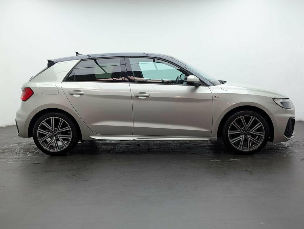 Audi A1 1L S Line PJ73NVW Silver #5