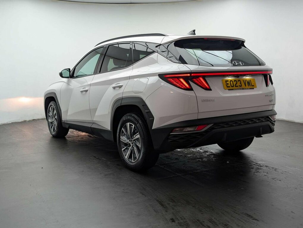 Hyundai Tucson 1.6L Se Connect EO23VWL White #5