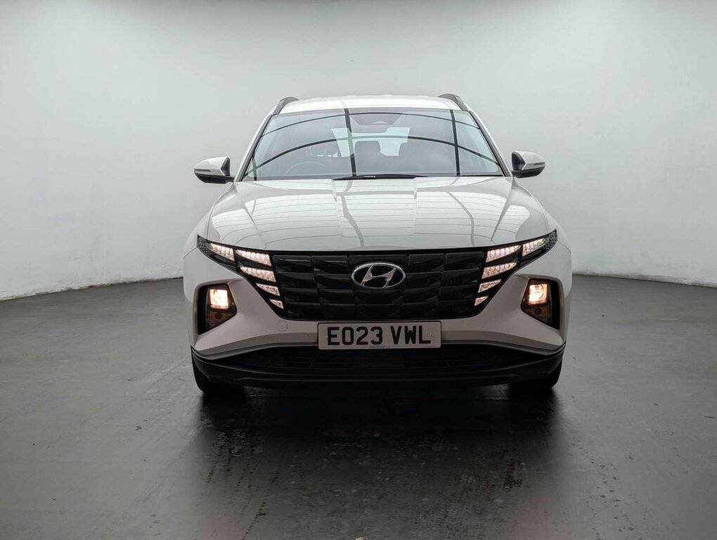 Hyundai Tucson 1.6L Se Connect EO23VWL White #2