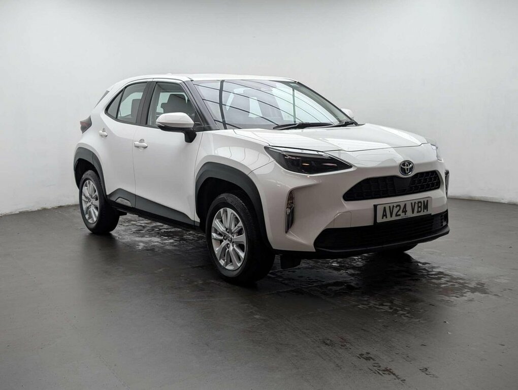 Toyota Yaris Cross 1.5L Icon AV24VBM White #2