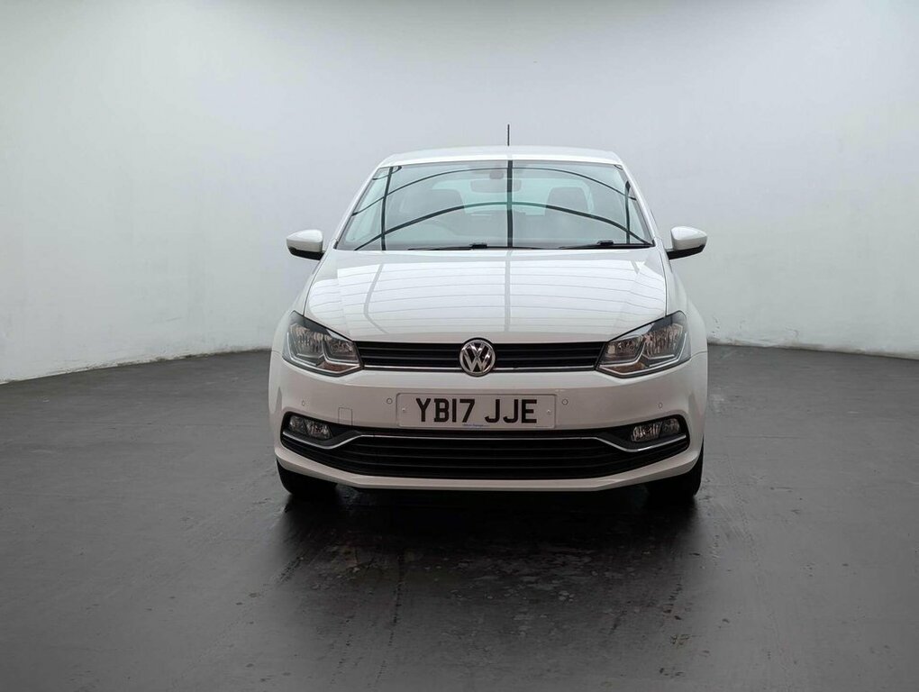 Volkswagen Polo 1.2L Match Edition White #3