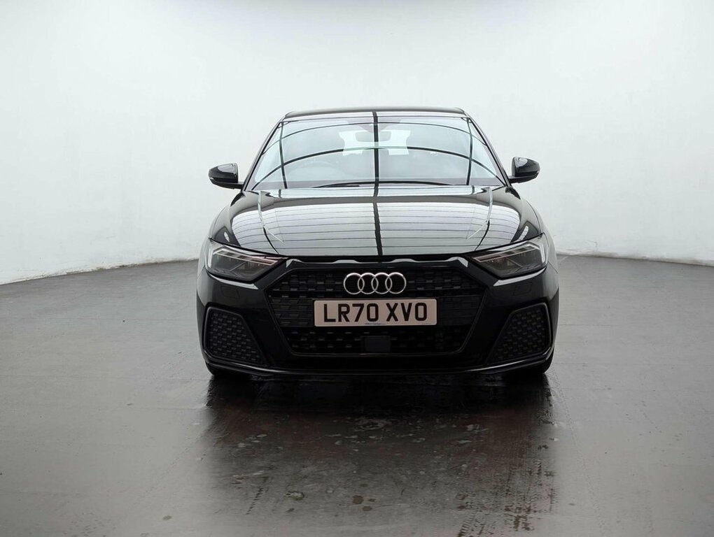 Audi A1 1L Technik LR70XVO Black #3