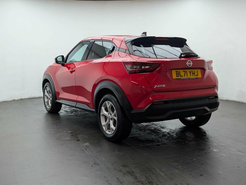 Nissan Juke 1L N-connecta Red #6