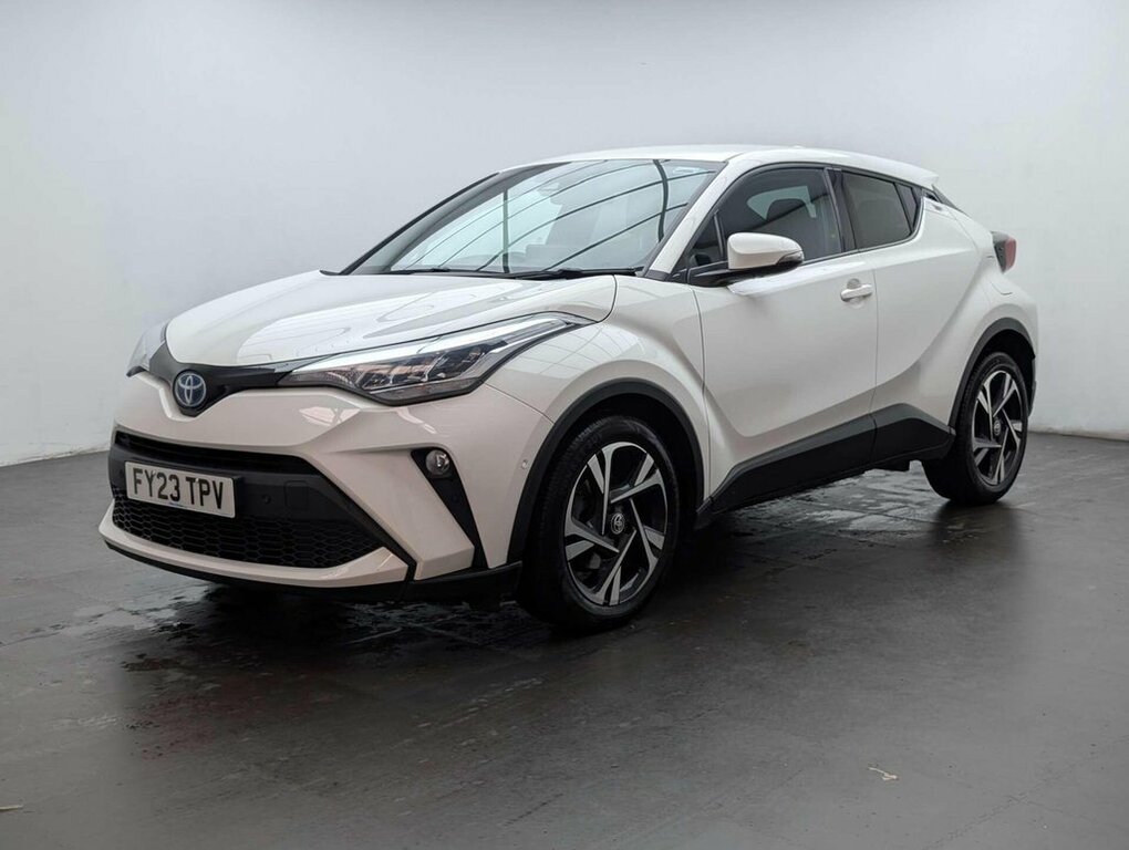 Toyota C-Hr 1.8L Design FY23TPV White #4