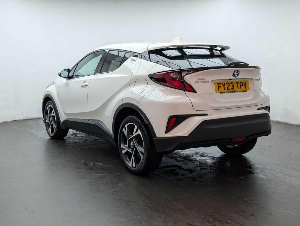 Toyota C-Hr 1.8L Design FY23TPV White #6