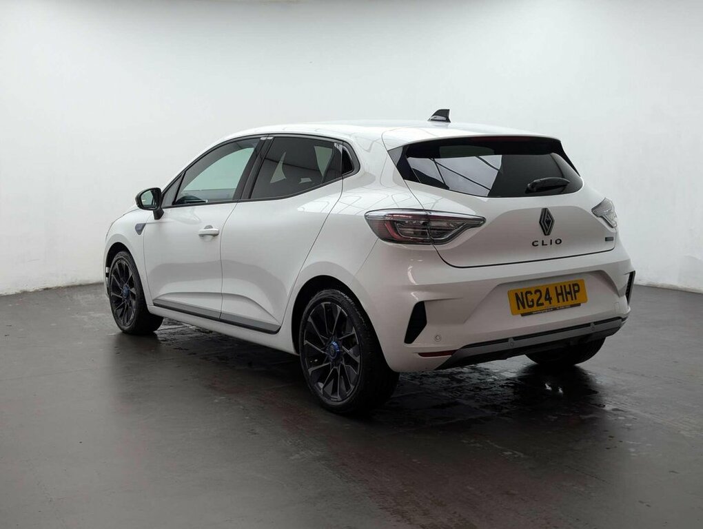 Renault Clio 1.6L Esprit Alpine NG24HHP White #3