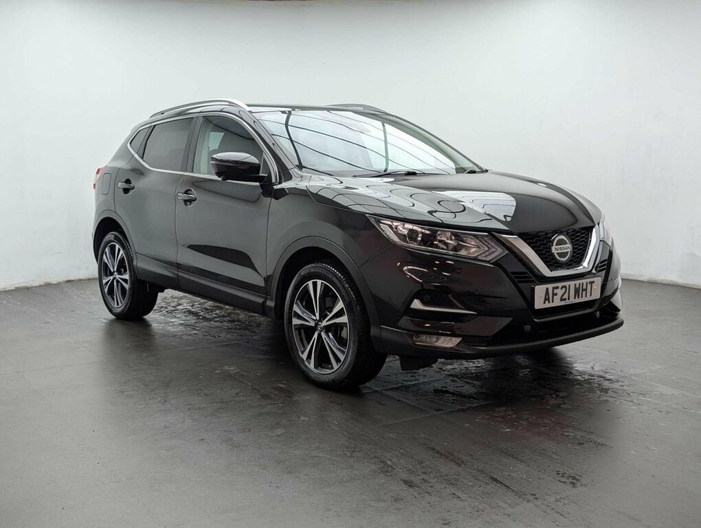 Nissan Qashqai 1.3L N-connecta Black #2