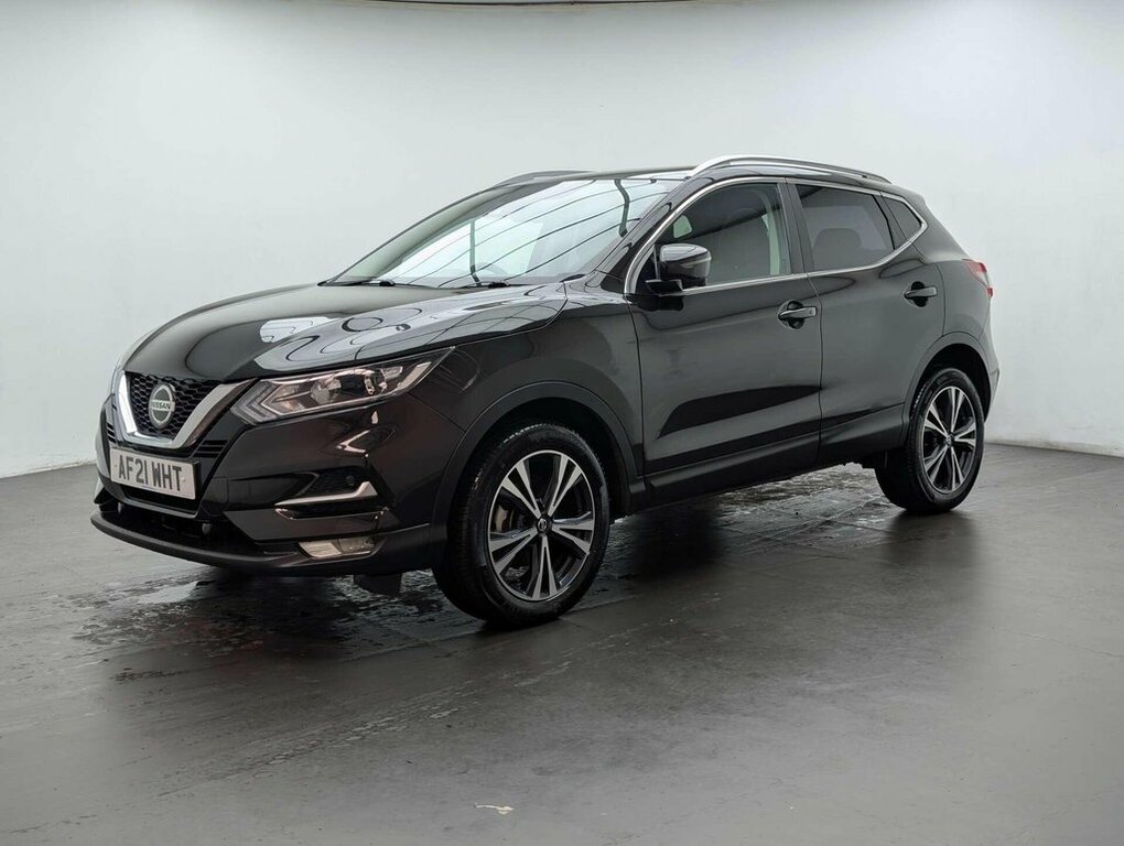 Nissan Qashqai 1.3L N-connecta Black #4