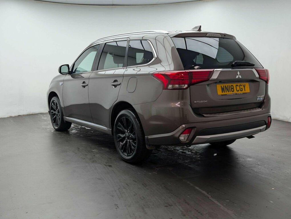 Mitsubishi Outlander 2L 4H Brown #6