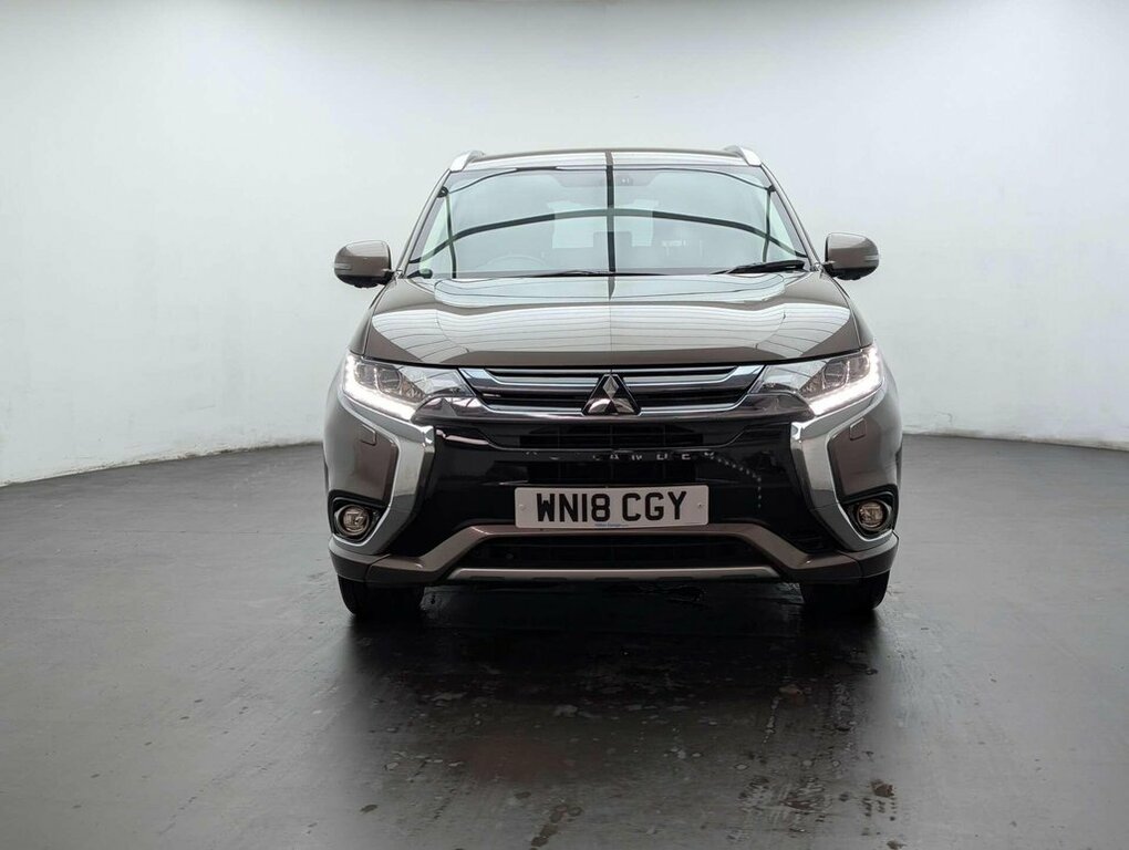 Mitsubishi Outlander 2L 4H Brown #3