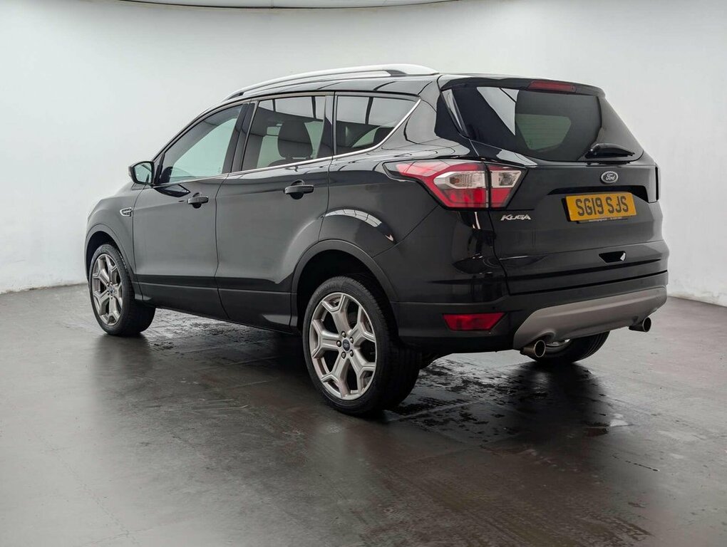 Ford Kuga 2L Titanium Edition Black #6