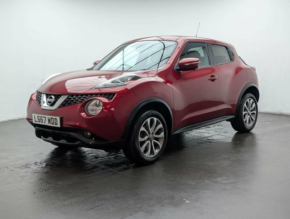 Nissan Juke 1.2L Tekna Red #4