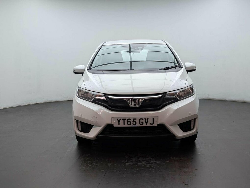 Honda Jazz 1.3L Se YT65GVJ White #3
