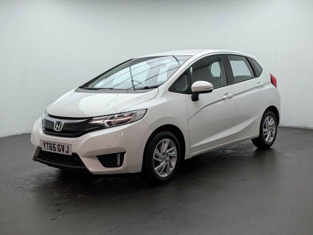 Honda Jazz 1.3L Se YT65GVJ White #4