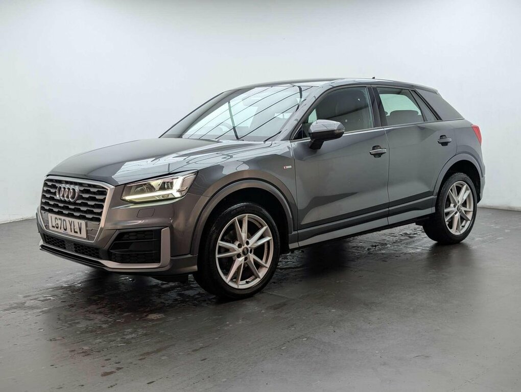 Audi Q2 1L S Line LG70YLV Grey #4