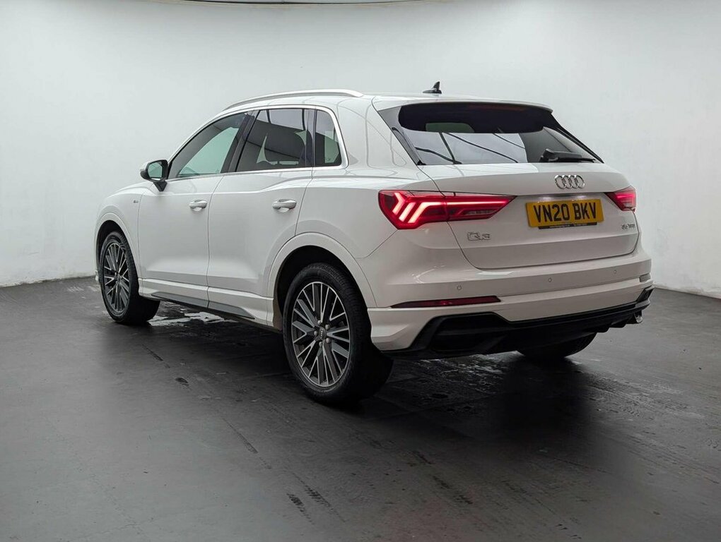 Audi Q3 1.5L S Line VN20BKV White #5
