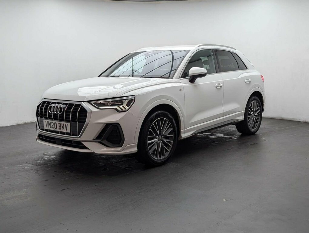 Audi Q3 1.5L S Line VN20BKV White #4