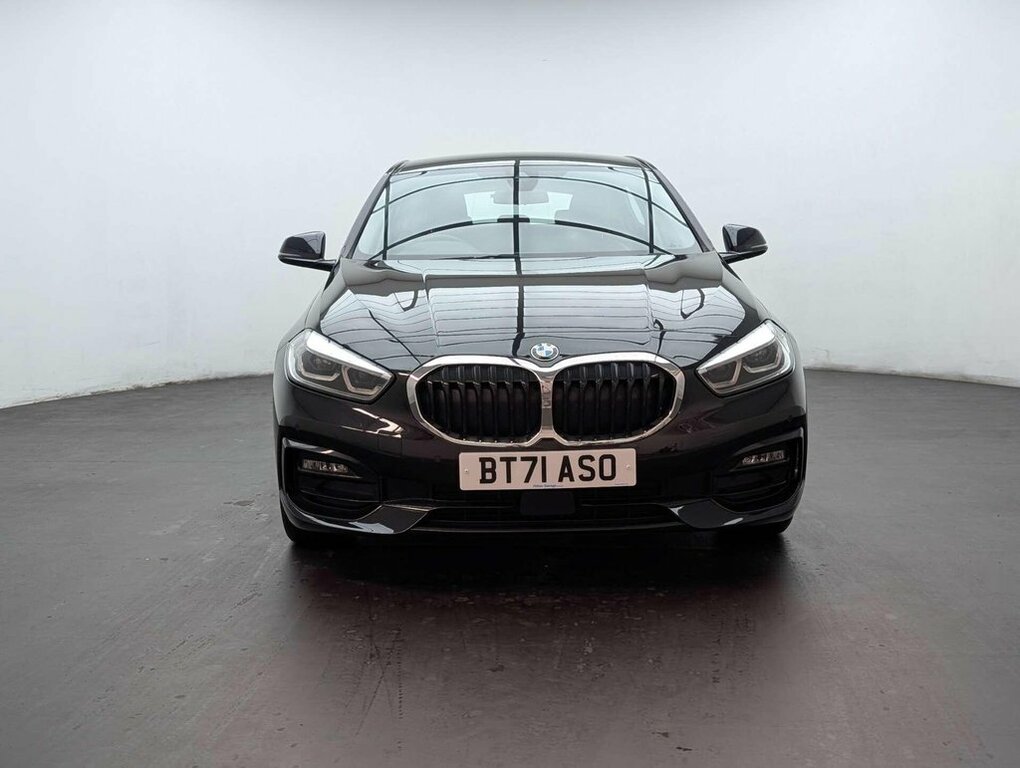 BMW 1 Series 1.5L Sport BT71ASO Black #3