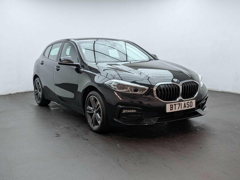 BMW 1 Series 1.5L Sport BT71ASO Black #2