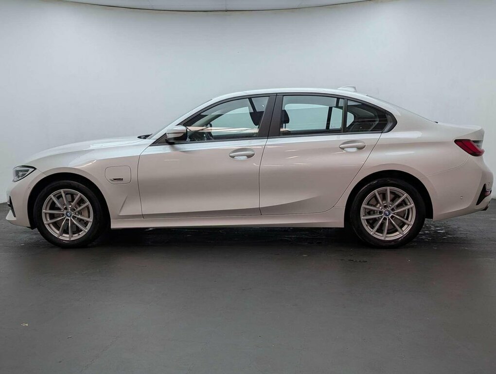 BMW 3 Series 2L Se Pro LL71YLS White #5