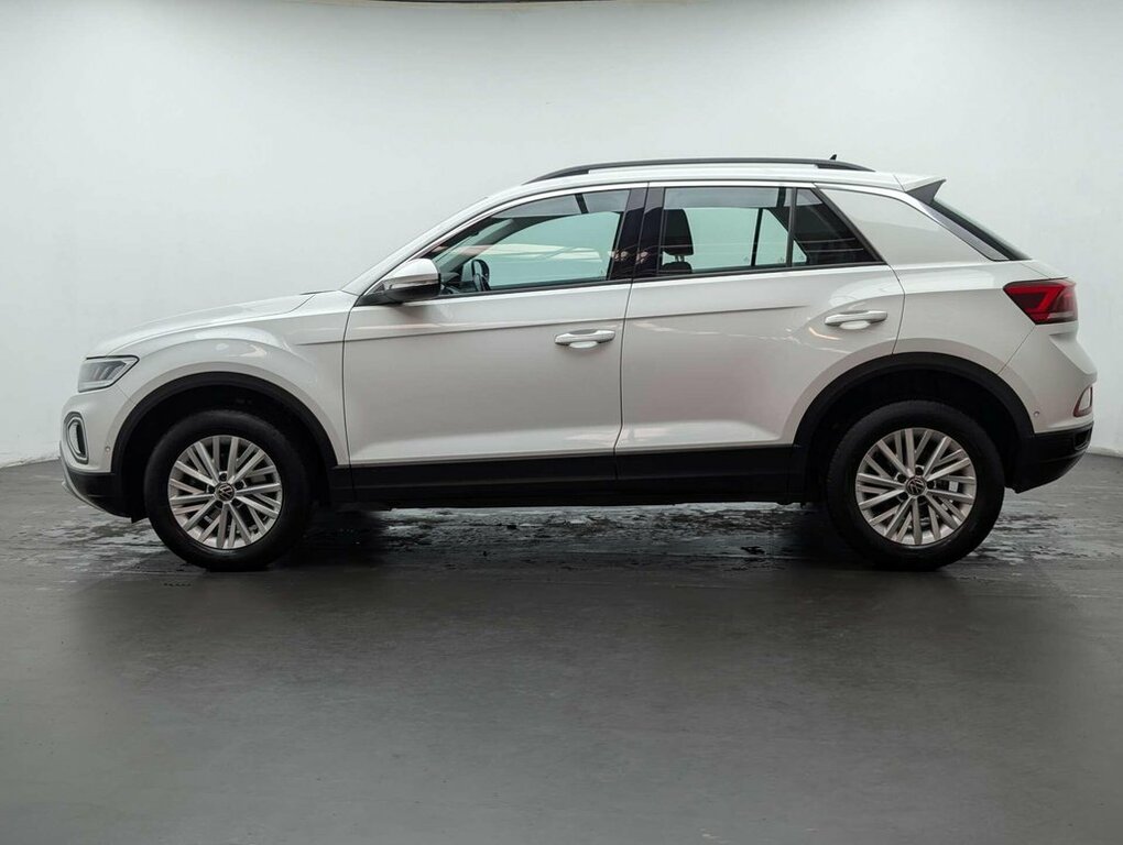 Volkswagen T-Roc 1L Life MV72ZSY White #5