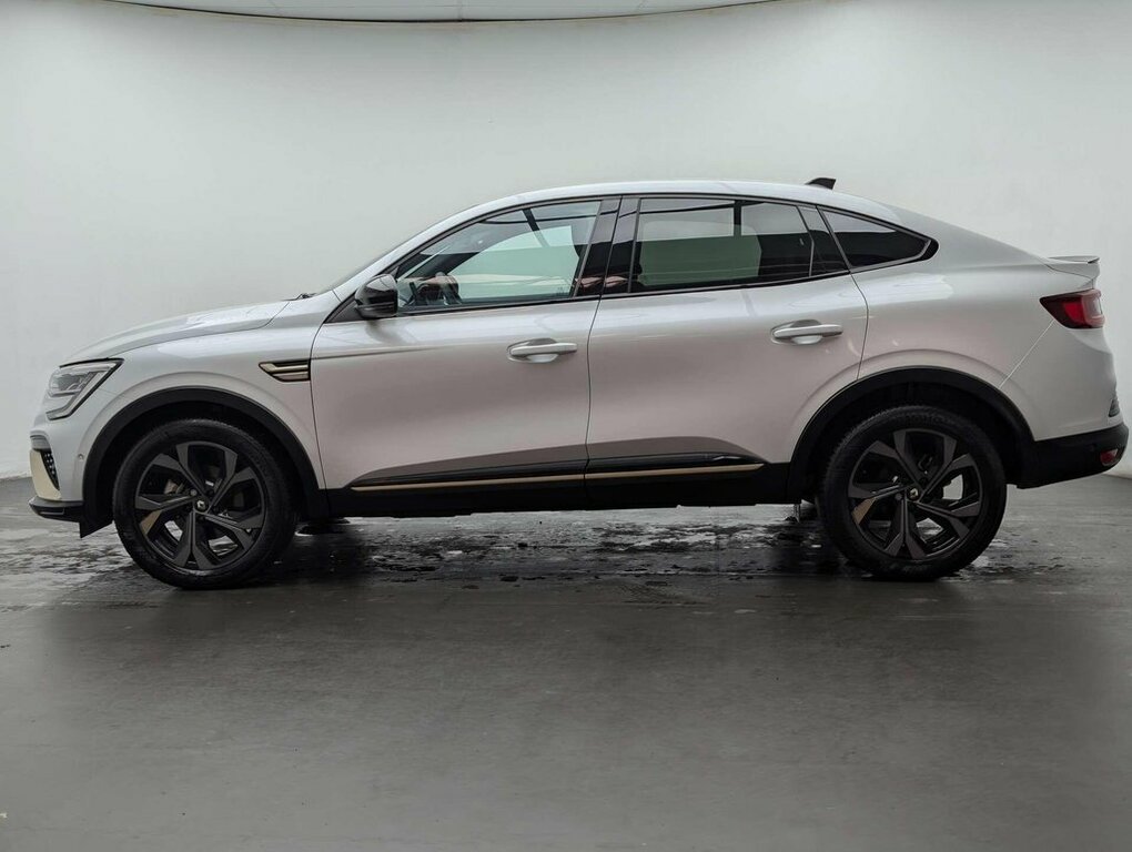 Renault Arkana 1.6L E-tech Engineered White #5