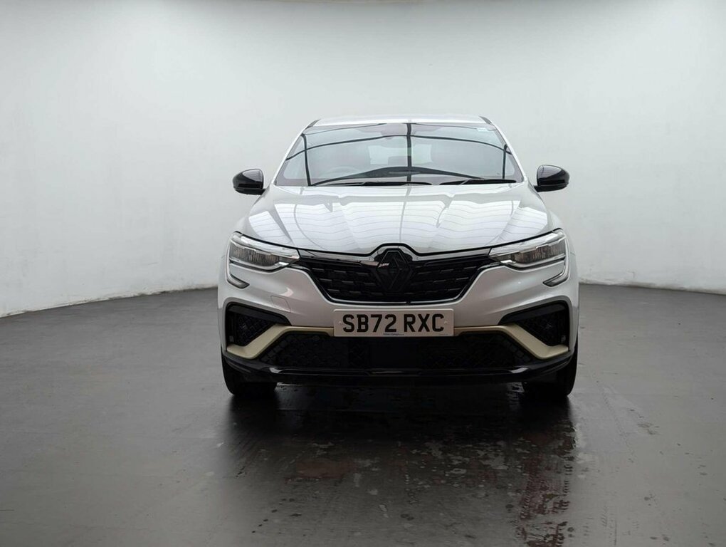 Renault Arkana 1.6L E-tech Engineered White #3