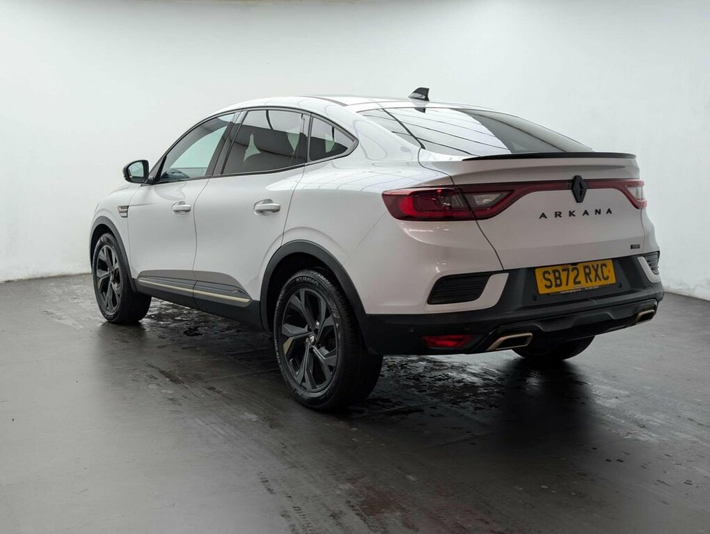 Renault Arkana 1.6L E-tech Engineered White #6