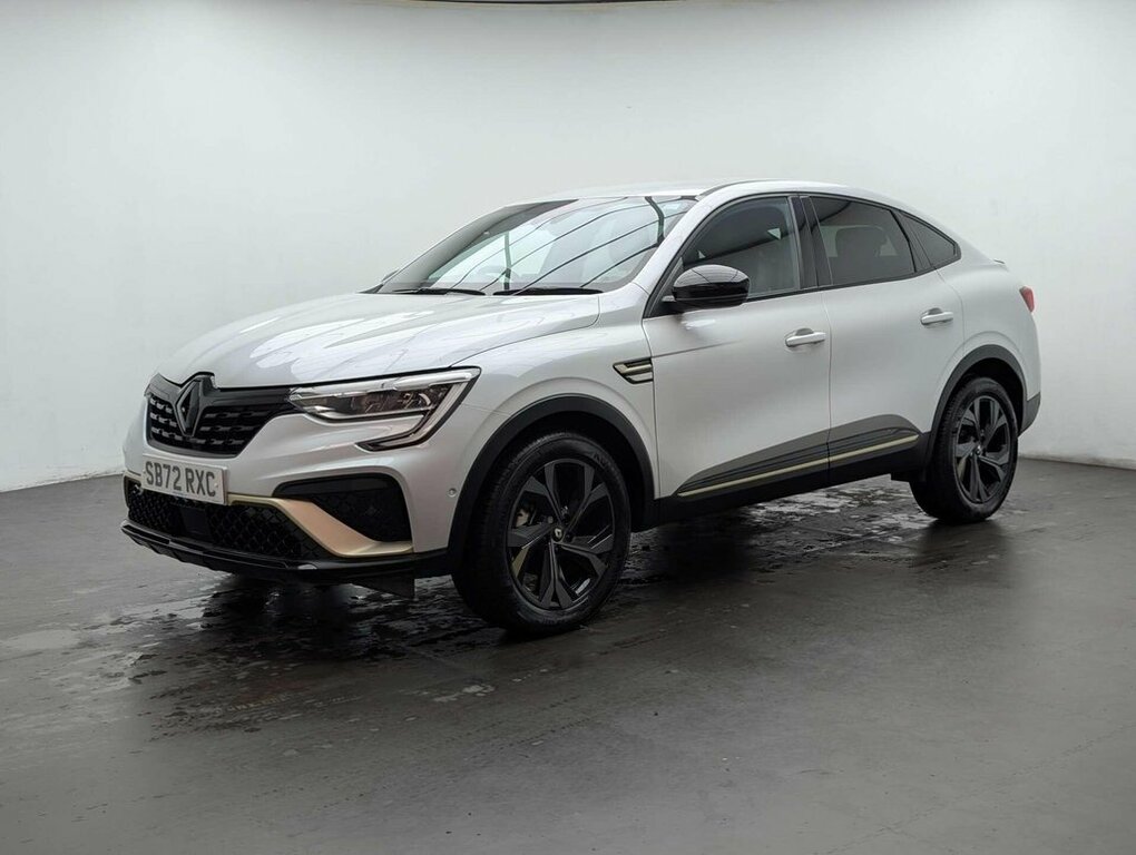 Renault Arkana 1.6L E-tech Engineered White #4