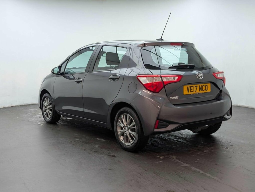 Toyota Yaris 1.5L Icon Tech VE17NCO Grey #6