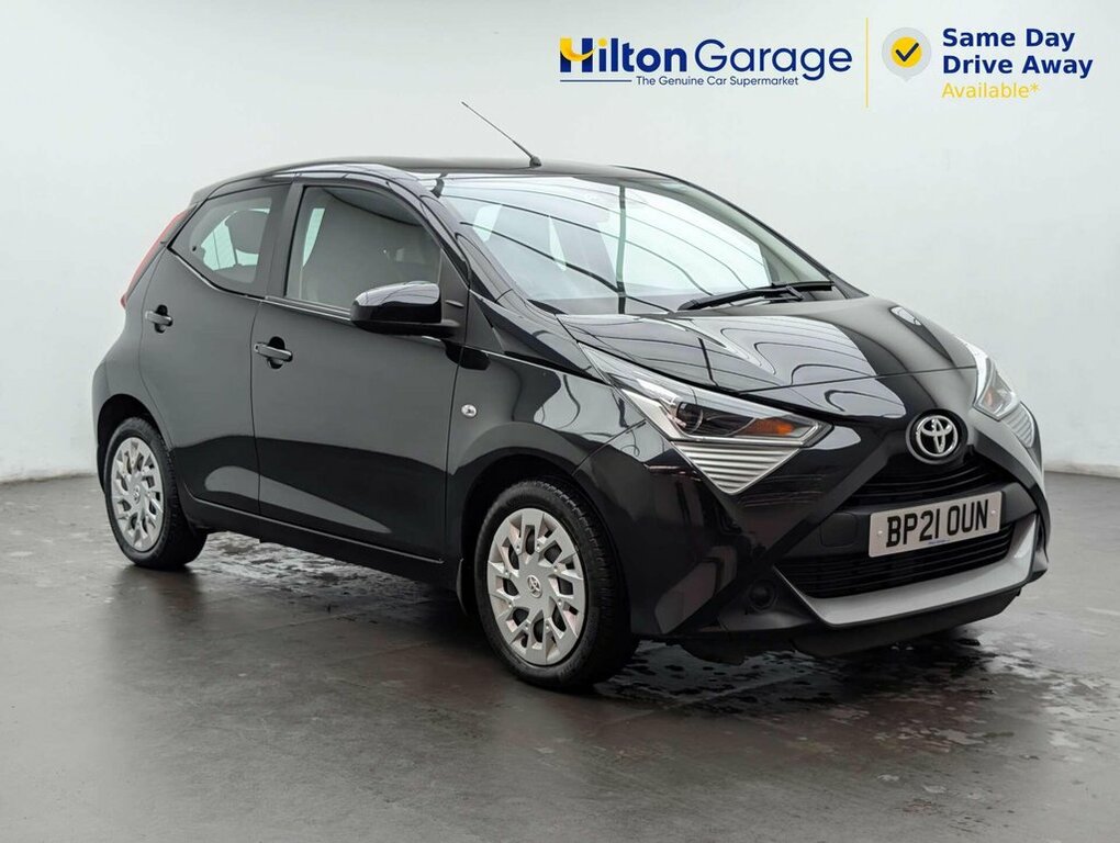 Toyota Aygo X 1L X-play Black