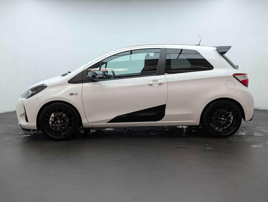 Toyota Yaris 1.8L Grmn White #5