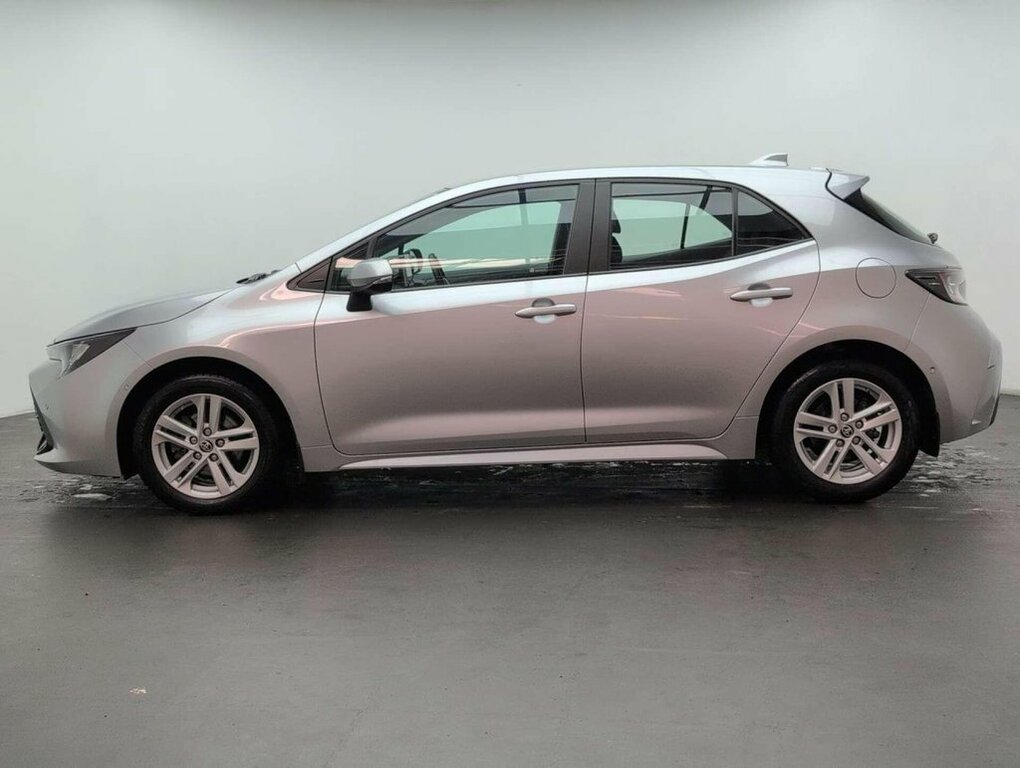 Toyota Corolla 1.8L Icon Tech FN22RUR Silver #5
