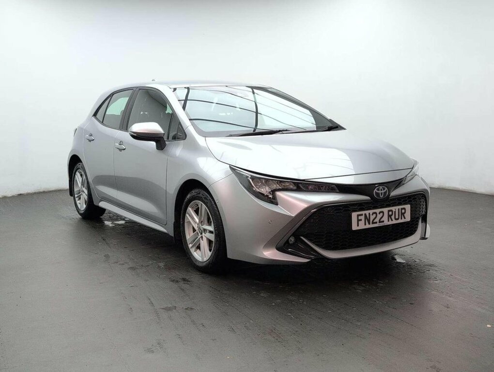 Toyota Corolla 1.8L Icon Tech FN22RUR Silver #2
