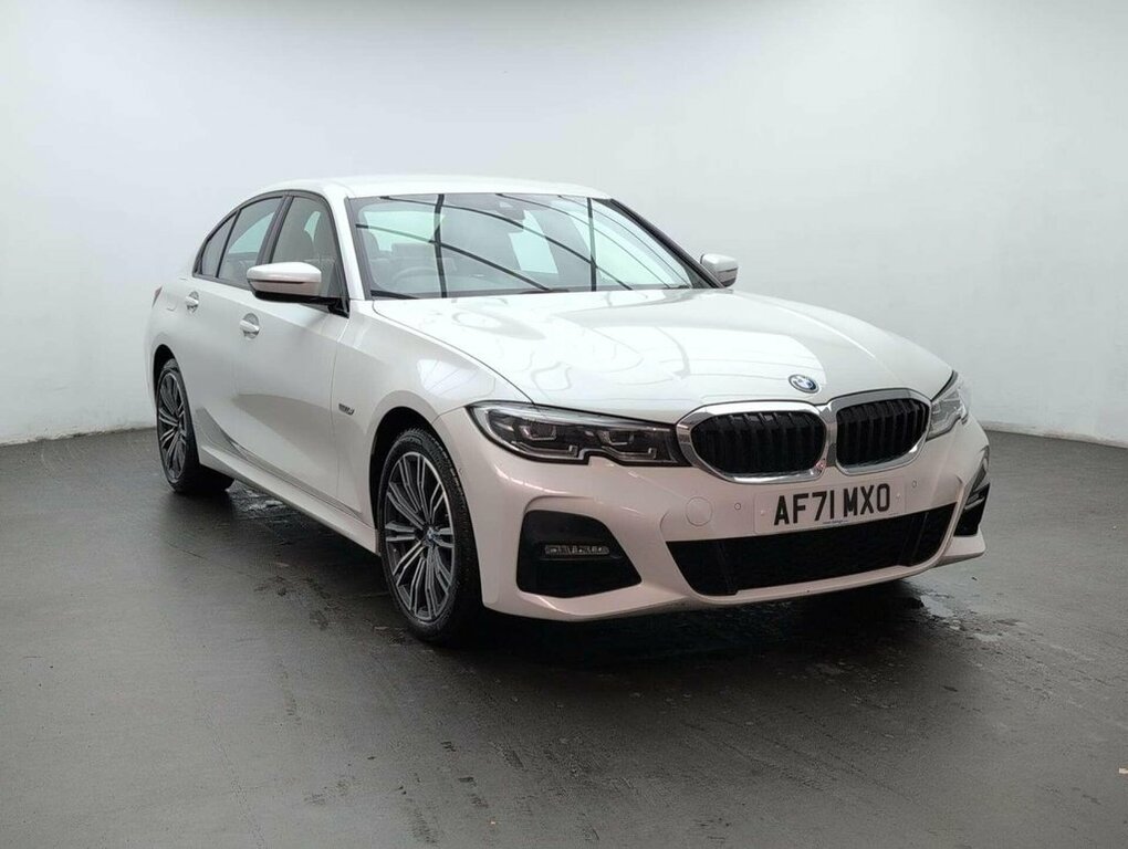 BMW 3 Series 2L M Sport AF71MXO White #2