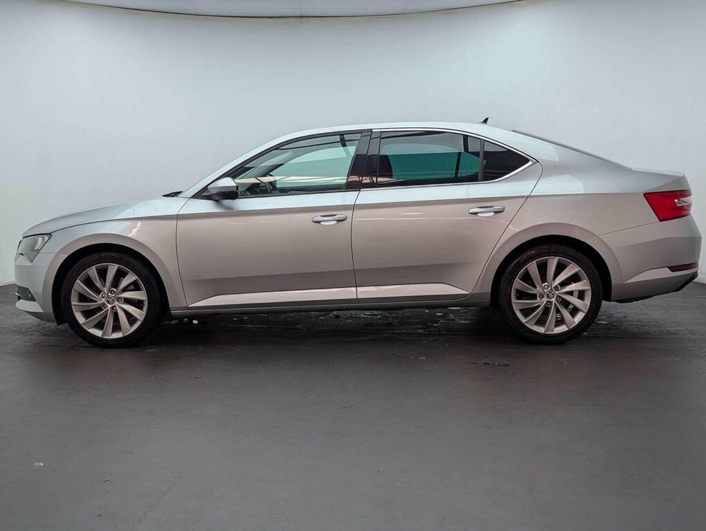 Skoda Superb 1.4L Se Silver #5