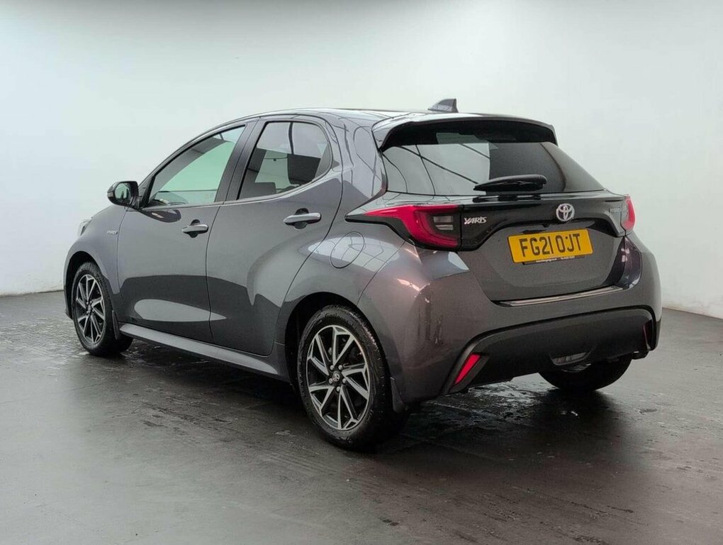 Toyota Yaris 1.5L Design FG21OJT Grey #6