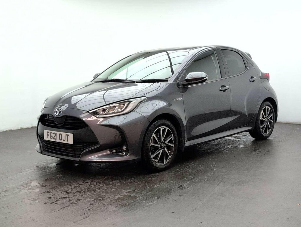 Toyota Yaris 1.5L Design FG21OJT Grey #4