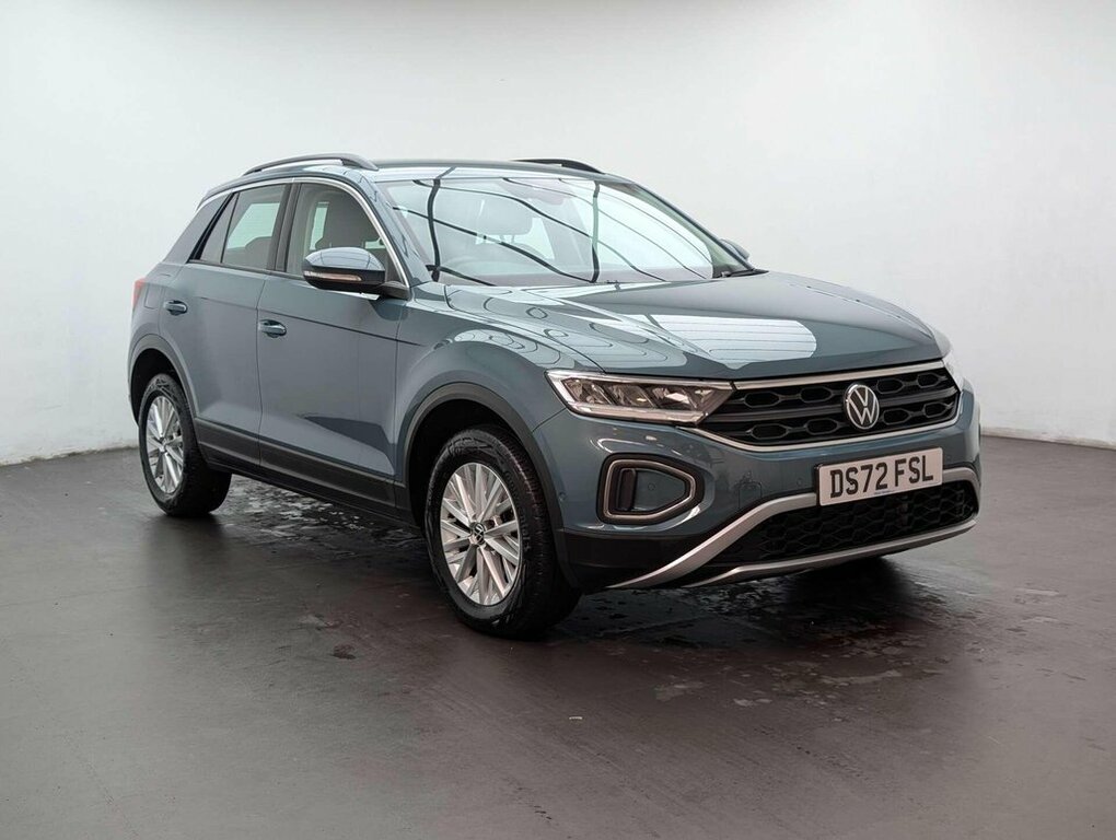 Volkswagen T-Roc 1.5L Life DS72FSL Blue #2