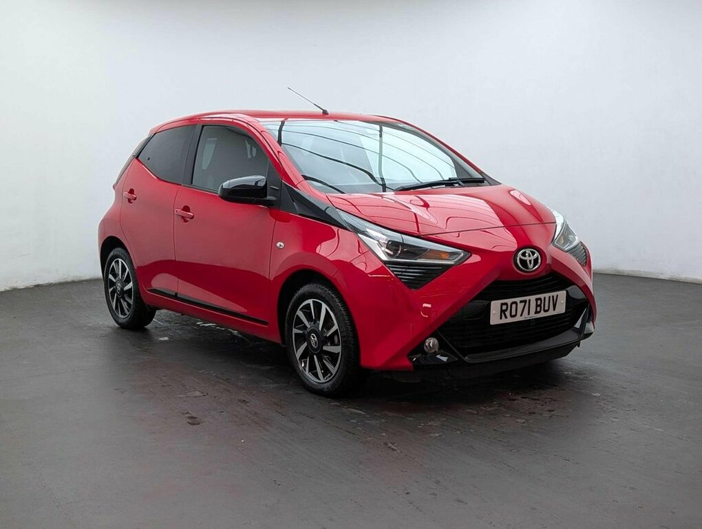 Toyota Aygo X 1L X-trend Red #2