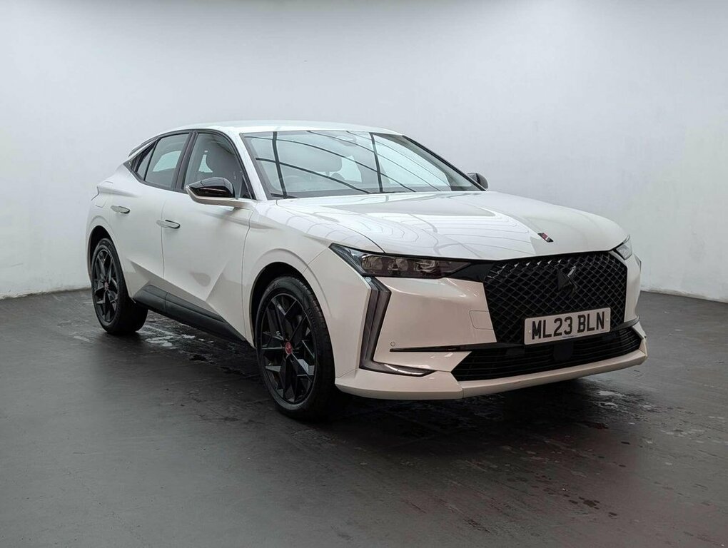 DS DS 4 1.2L Performance Line White #2