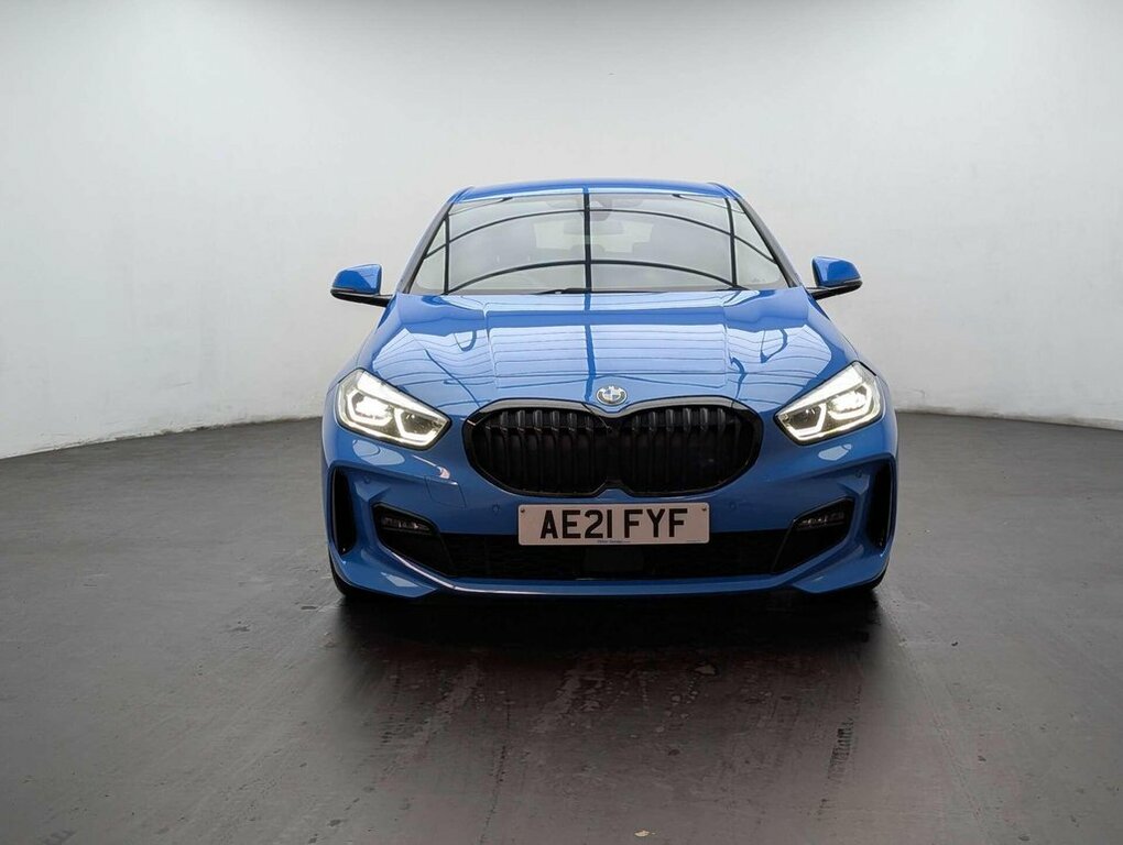 BMW 1 Series 1.5L M Sport AE21FYF Blue #3