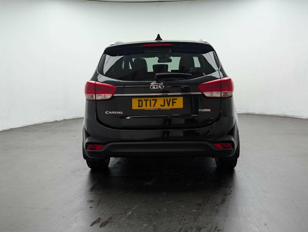 Kia Carens 1.7L 4 Black #2